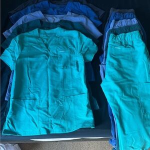 Jaanuu Scrub Set Bundle